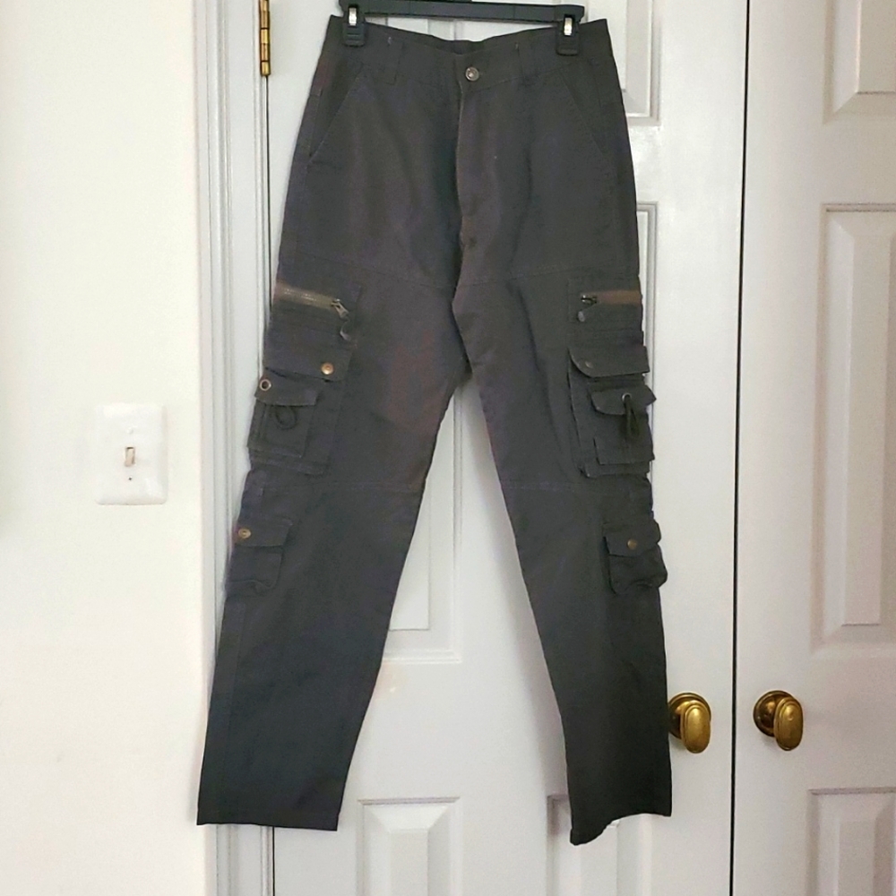 NWT Men's teens boys grey cargo pants size 28